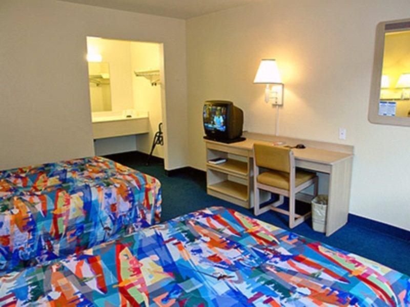 Motel 6-Schiller Park, Il - Chicago O'Hare מראה חיצוני תמונה