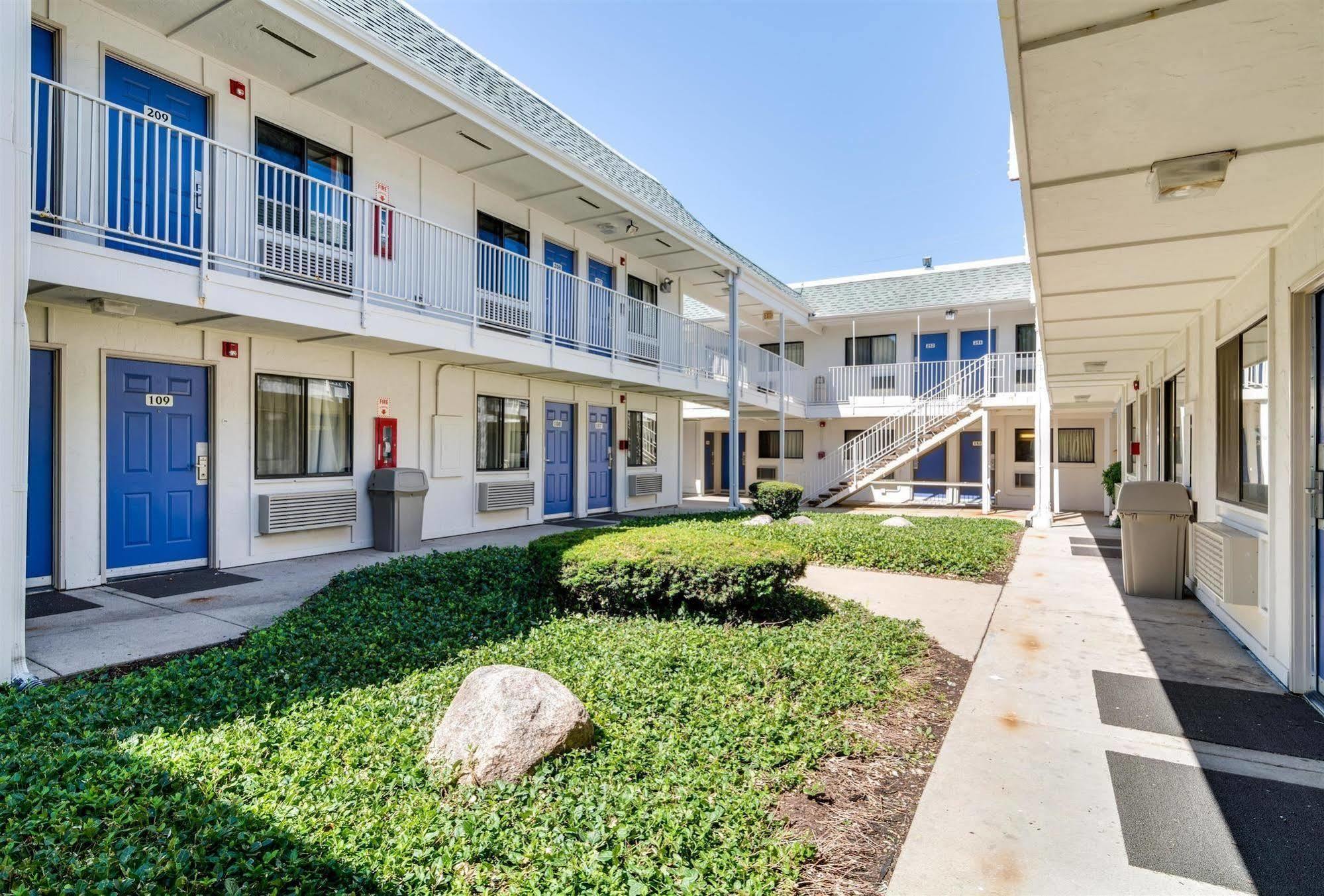 Motel 6-Schiller Park, Il - Chicago O'Hare מראה חיצוני תמונה