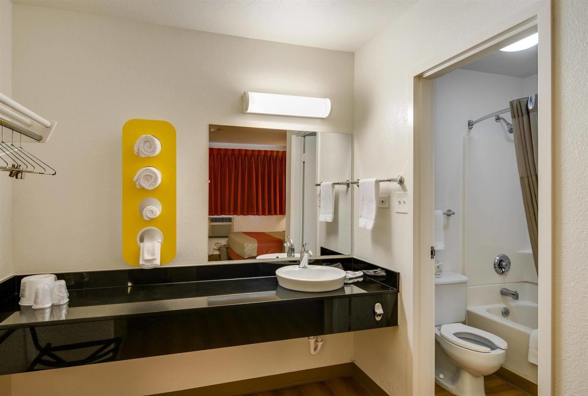 Motel 6-Schiller Park, Il - Chicago O'Hare מראה חיצוני תמונה